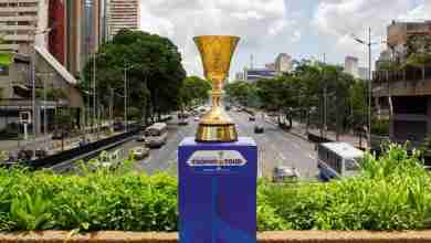 Photo of El Trofeo Naismith de la Copa del Mundo FIBA 2023 recorrió Caracas