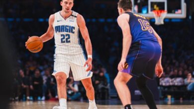 Franz Wagner (con el balón) fue la figura de Magic de Orlando