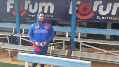 Wilson García es un beisbolista de Tiburones de La Guaira