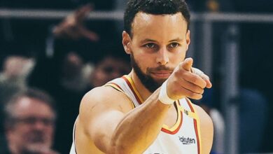 Stephen Curry logró un doble doble para Golde State