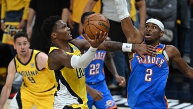 Bennedict Mathurin (con) salió de la banca para ser el líder ofensivo de Pacers sobre Thunder