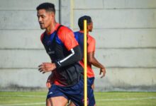 Edwuin Pernía es un nuevo delantero de Academia Puerto Cabello