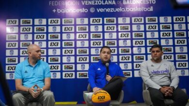 Hanthony Coello (centro), presidente de la FVB, habló sobre la importancia que tendrá el evento juvenil en Caracas, Distrito Capital