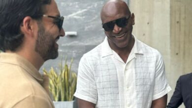 Evander Holyfield se siente feliz por regresar a Venezuela