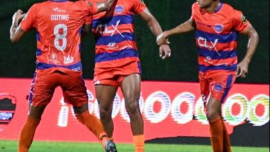 Academia Puerto Cabello ganó por un gol de Edwuin Pernía (centro)