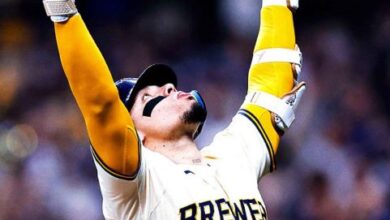 William Contreras despachó su segundo jonrón de esta postemporada