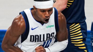 Brandon Williams anotó 20 puntos, tras emerger de la banca, y lideró el ataque de Mavericks de Dallas