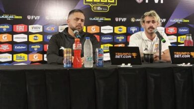 Daniel Farías y Lucas Bruera, entrenador y portero del Carabobo FC, respectivamente, ofrecieron una rueda de prensa en Valencia