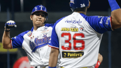 Jadher Areinamo suma siete jonrones con Tiburones de La Guaira en esta campaña