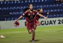 Gellinott Reyes anidó el tanto que le dio el empate 2-2 a Venezuela con Argentina