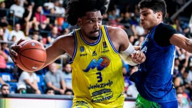 Alphonso Anderson (conn el balón) anotó 16 puntos para Marinos frente a Centauros