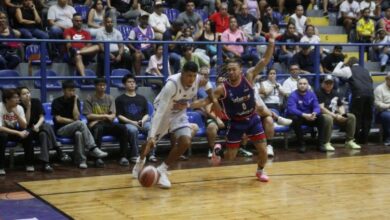 Jhornan Zamora (izquierda) jugará una vez más con Trotamundos de Carabobo en Venezuela