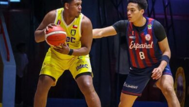 Carlos Milano (izquierda) ayudó a los éxitos de UDEC