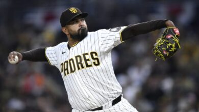 Germán Márquez lanzó 3.0 innings y perdió con Padres de San Diego