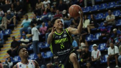 Spartans venció a Piratas en Parque Miranda