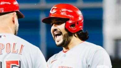 Eugenio Suárez disparó su tercer jonrón de la temporada 2026 en el duelo ceelebrado en el Great American Ball Park