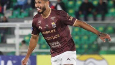 Eric Ramírez anotó uno de los dos goles en la victoria del Carabobo FC sobre Blomming en Bolivia
