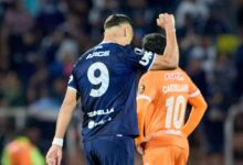 Alex Arce marcó tres goles y fue la figura de Independiente Rivadavia que vapuleó 4-1 a Deportivo La Guaira