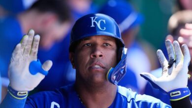 Salvador Pérez bateó un jonrón el lunes en Kauffman Stadium