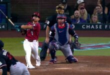 Jorge Barrosa sacó la pelota en el Chase Field