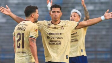 Loureins Martínez (centro) brilló a la ofensiva y Carabobo FC venció a Metropolitanos para llegar a la Gran Final