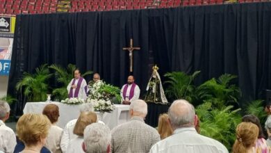 Los sacerdotes oficiaron la misa en el hogar de Trotamundos de Carabobo