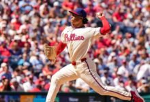 Jesús Luzsrdo se ganó el aplauso del público en el Citizens Bank Park, tras pintar de blanco a Bravos de Atlanta