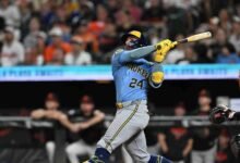 William Contreras suma 18 jonrones en 2026