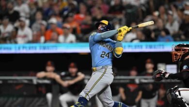 William Contreras suma 18 jonrones en 2026