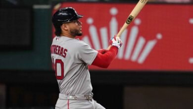 Willson Contreras sacó la bola del Globe Life Field
