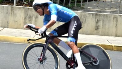 El ciclista colombiano Brandon Rojas con el uniforme del equipo GW Erco Shimano durante la contrarreloj individual de la Vuelta a Venezuela 2026.
