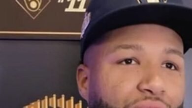 Jackson Chourio es un jardinero de Cerveceros de Milwaukee