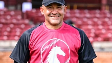 Miguel Cairo es un mánager venezolano al servicio de Gigantes del Cibao