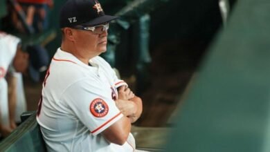 Omar López no seguirá como coach de banca de Astros de Houston