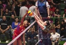 Acción de juego en la red entre Venezuela y Argentina durante el Campeonato Sudamericano de Voleibol Femenino U19.