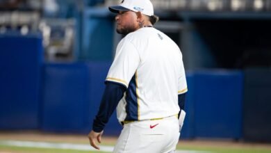 Yadier Molina, mánager del Magallanes, observó el rendimiento de sus jugadores